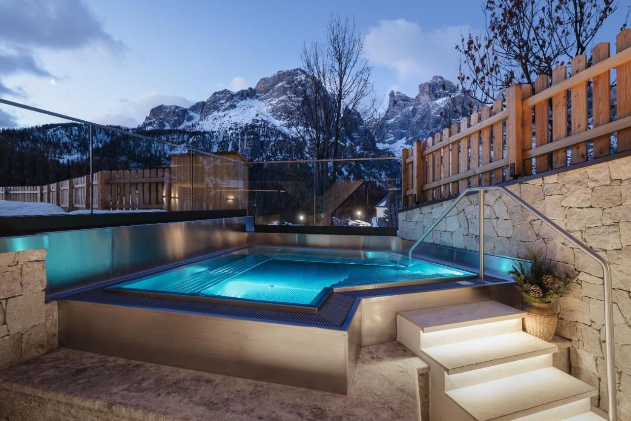 Garni La Dorada Aparthotel Colfosco Exteriör bild